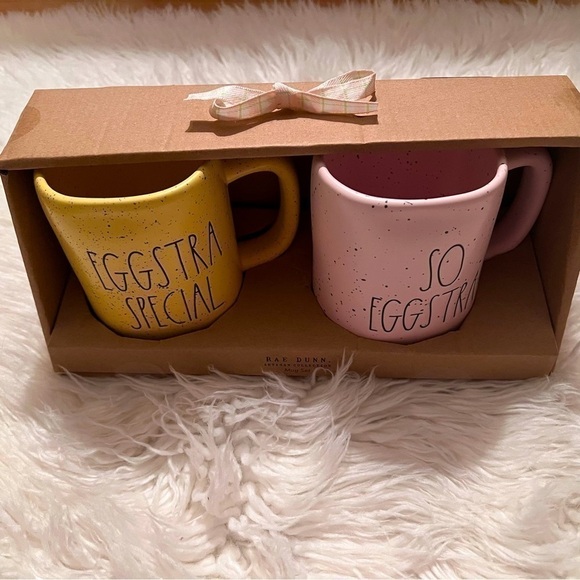 New With Box Easter Rae Dunn Mug Set. So Eggstra And Eggstra Special - Picture 3 of 3